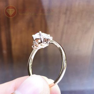 Nhẫn nữ kim cương nhân tạo moissanite chủ oval vàng hồng 18k 2