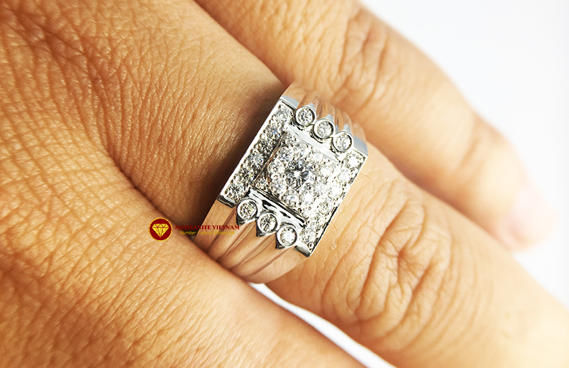 Nhẫn nam kim cương nhân tạo Mỹ moissanite chủ ghép vàng trắng 18k NO.10 4