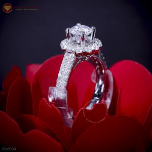 NHẪN NỮ KIM CƯƠNG NHÂN TẠO MOISSANITE – CHỦ TRÒN 6.3LY - RW004