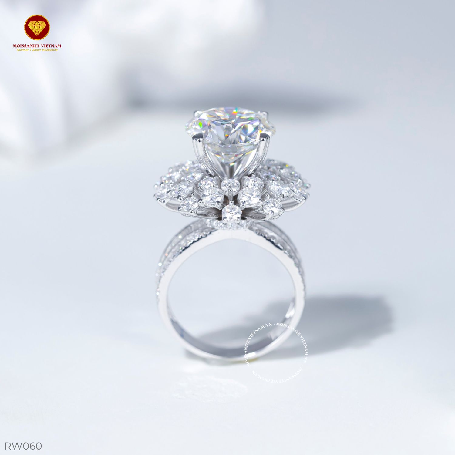Alternative view of Nhẫn kim cương moissanite - RW060